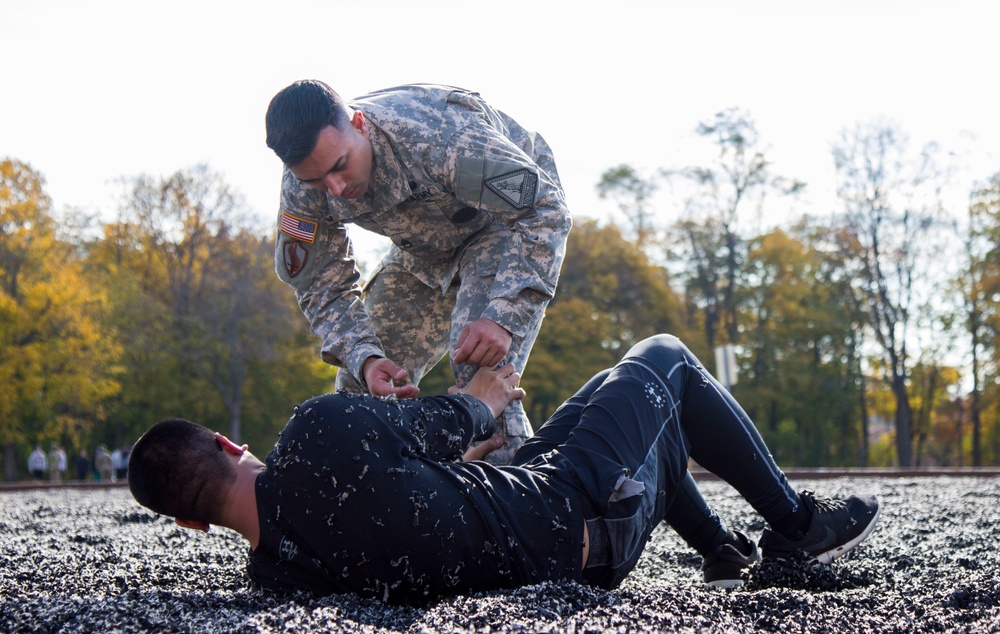 Recruit Sustainment Program training at Camp Smith