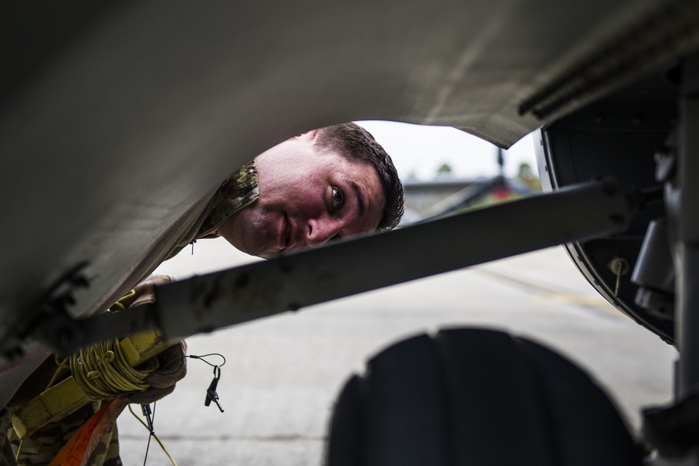 Osprey flight engineers ensure readiness