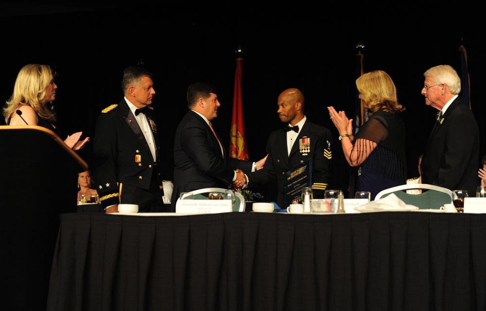 SecAF honors Gulf Coast service members at Salute to the Military