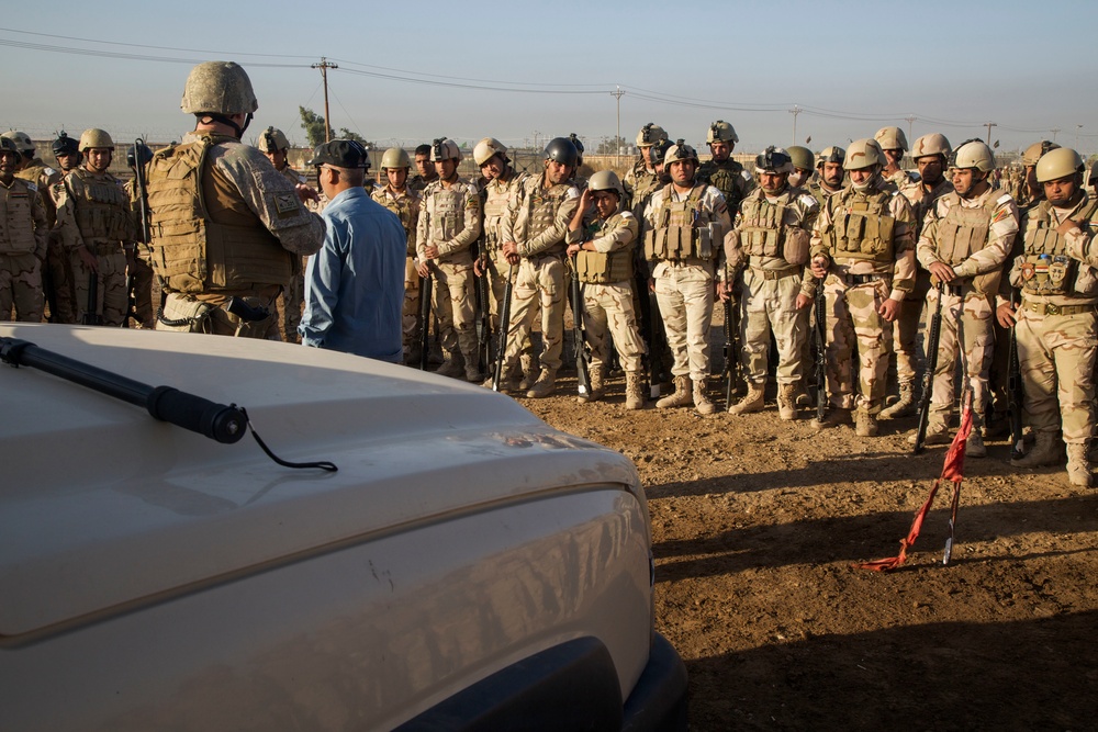 Iraqi traffic control point training