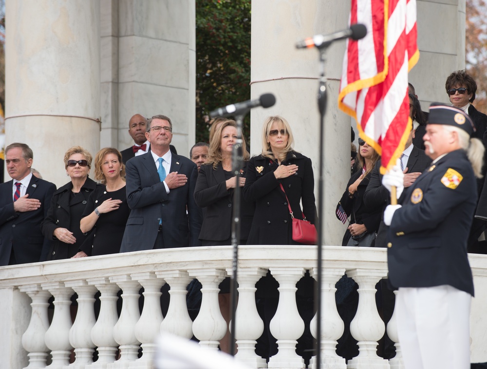 SD attends Veterans Day wreath laying ceremony