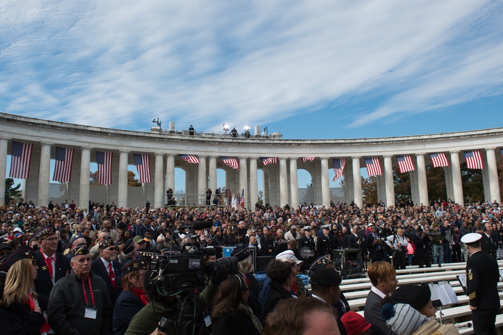 SD attends Veterans Day wreath laying ceremony