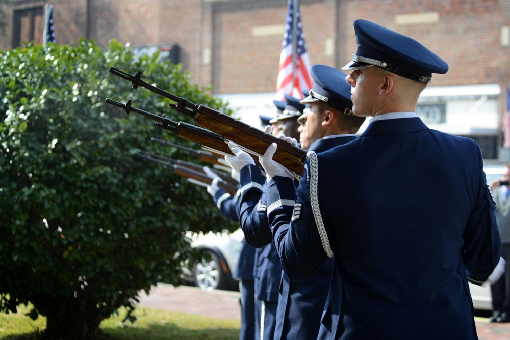 Sumter salutes veterans with parade, ceremony