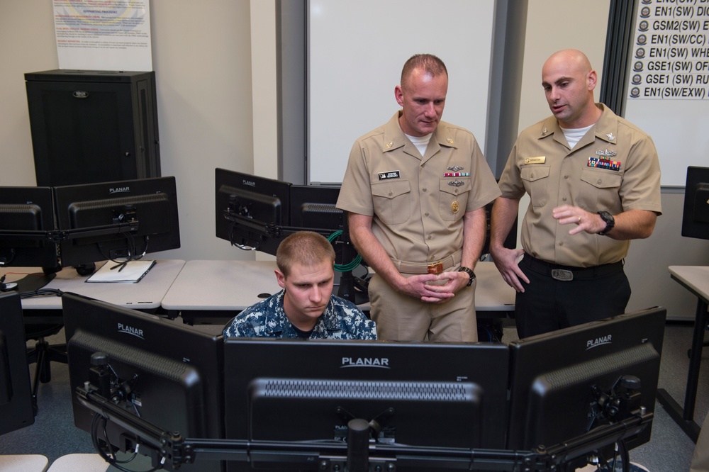 MCPON Giordano Visits San Diego