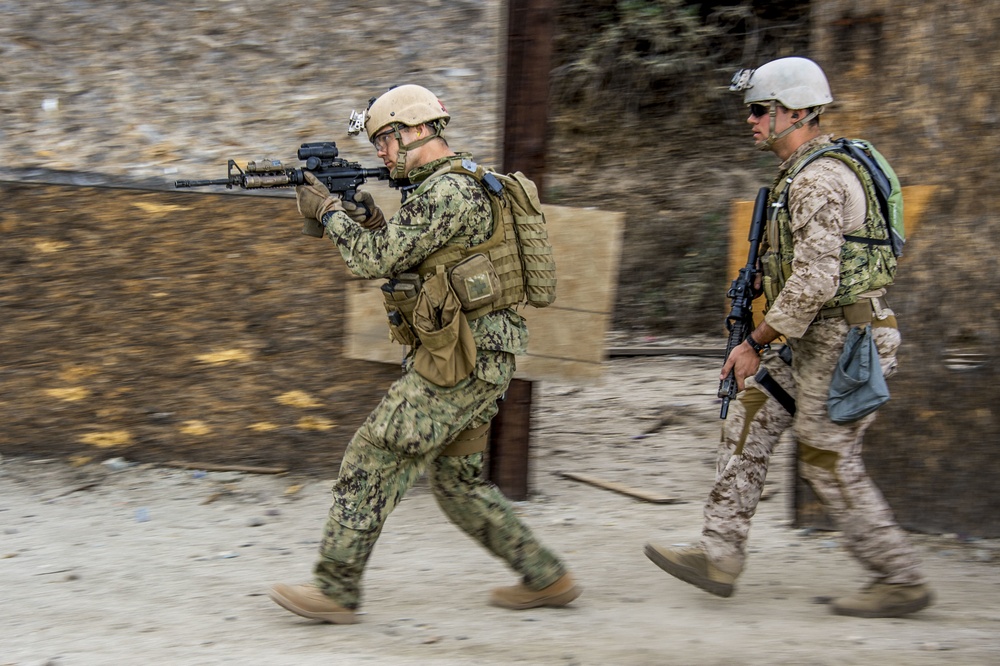 Fleet Combat Camera Pacific's Winter Quick Shot 2016