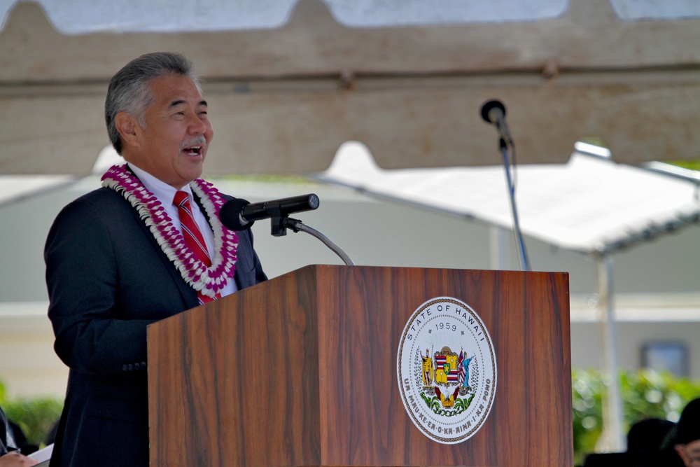 Hawaii’s Governor addresses veterans, service members during Veterans Day ceremony
