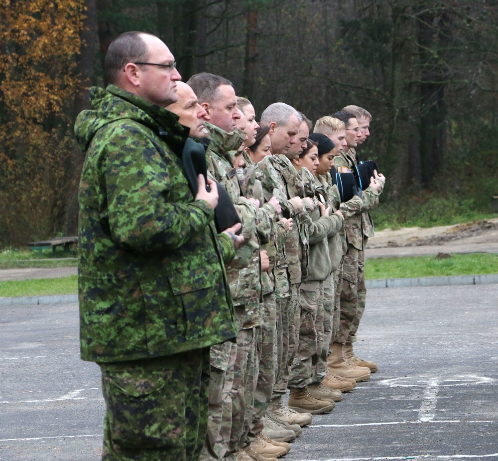 Canadians hold Remembrance Day ceremony in Ukraine