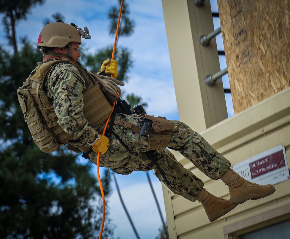 Fleet Combat Camera Pacific's Winter Quick Shot 2016