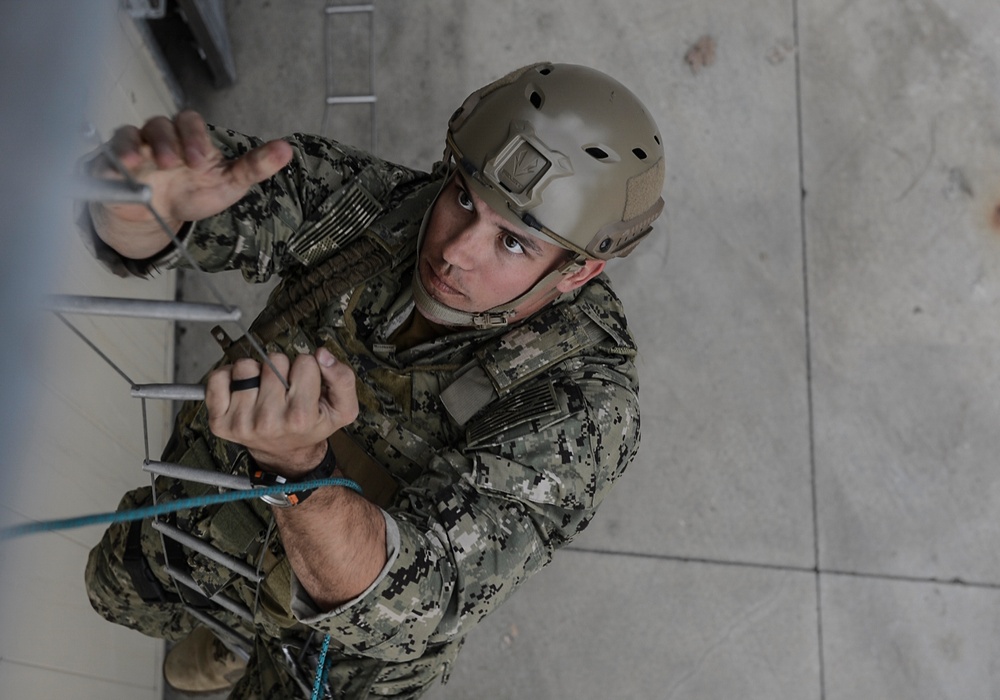 Fleet Combat Camera Pacific's Winter Quick Shot 2016