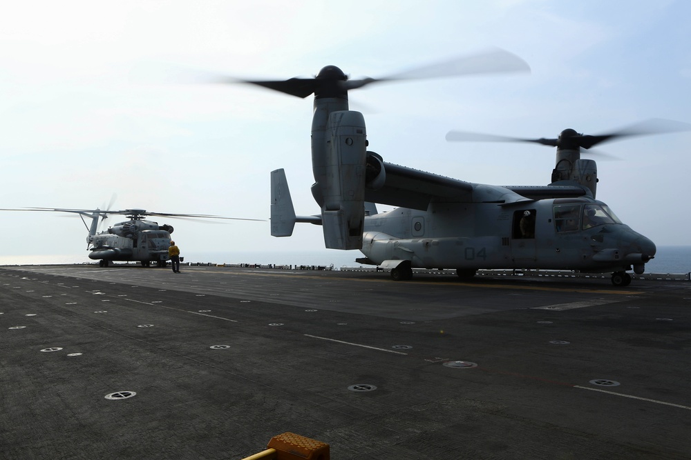 22nd MEU Marines Conduct Flight Operations