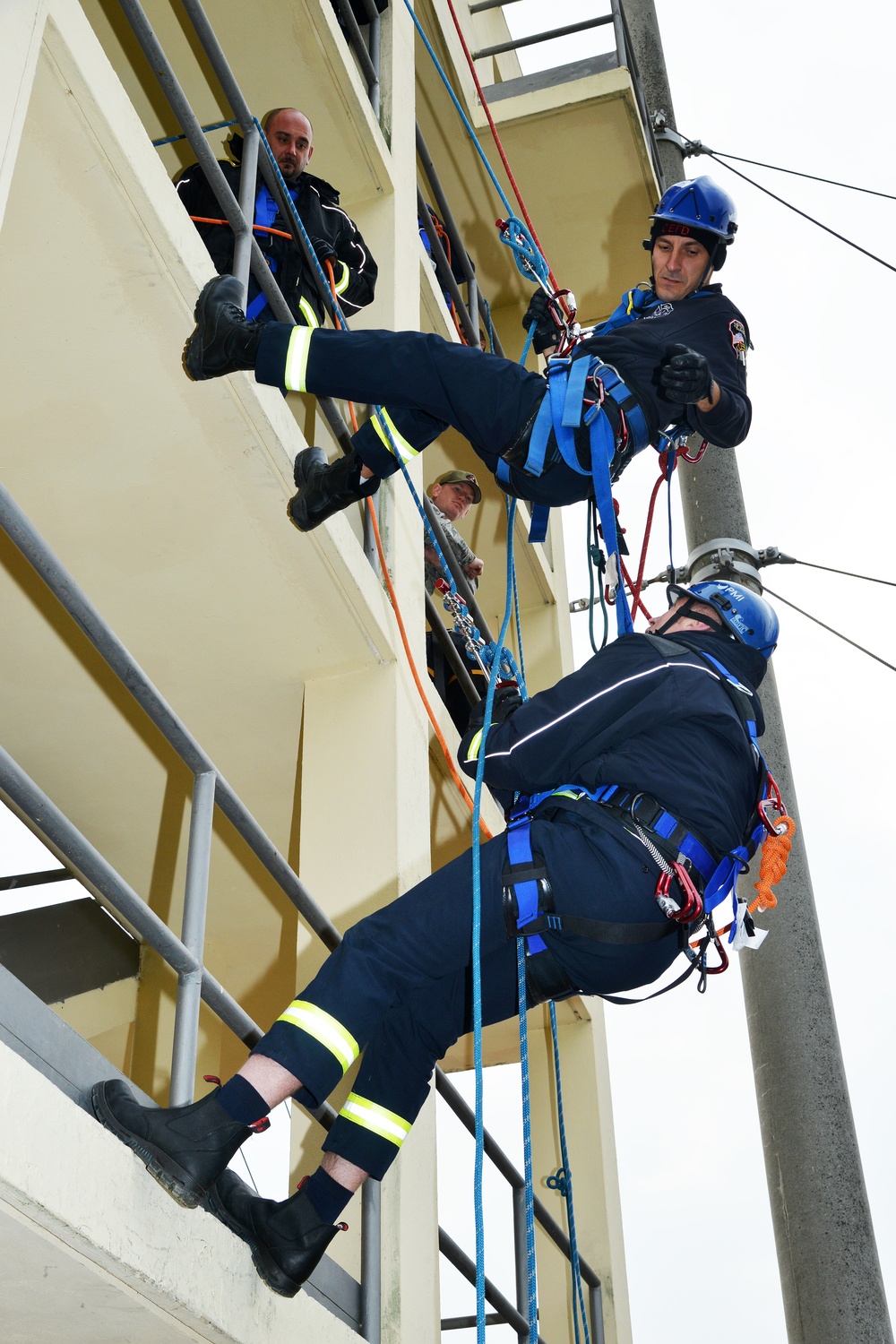 DOD TECHNICAL ROPE RESCUE 1, USAG ITALY FIRE DEPARTMENT