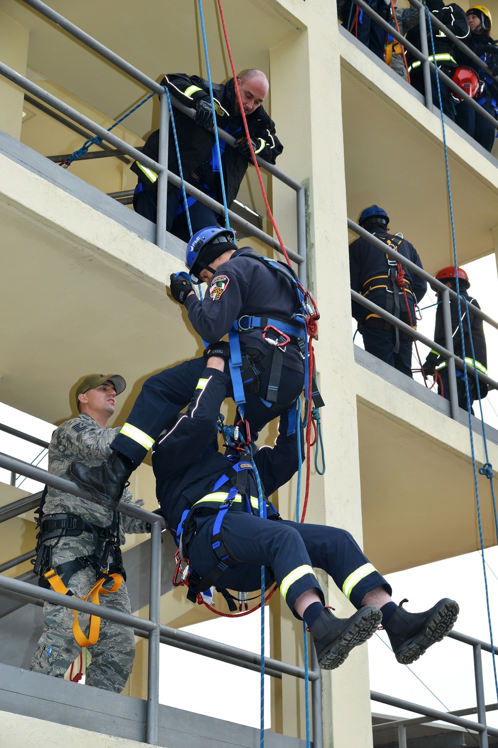 DOD TECHNICAL ROPE RESCUE 1, USAG ITALY FIRE DEPARTMENT