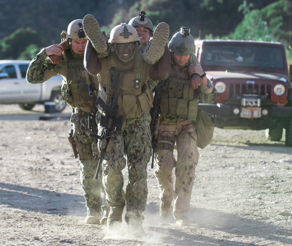 Fleet Combat Camera Pacific's Winter Quick Shot 2016