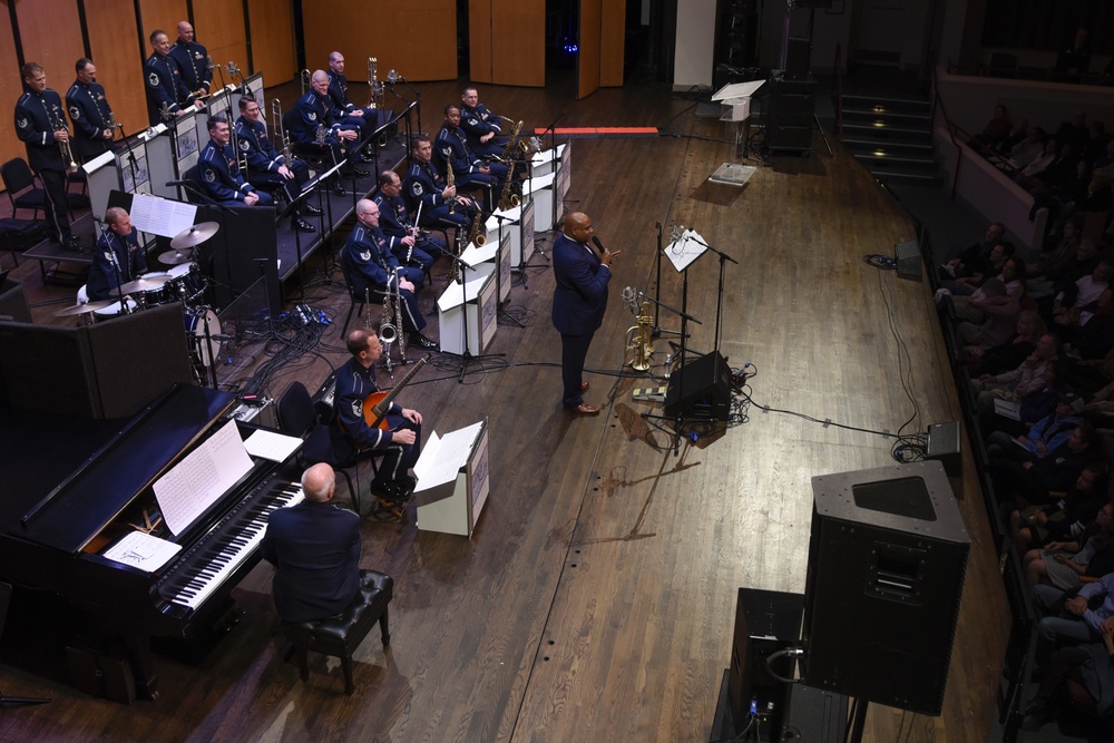 Iconic Trumpeter plays Jazz with Air Force Band