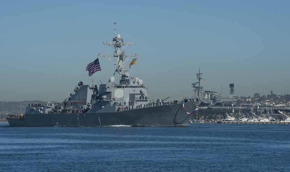 USS Spruance (DDG 111) Homecoming