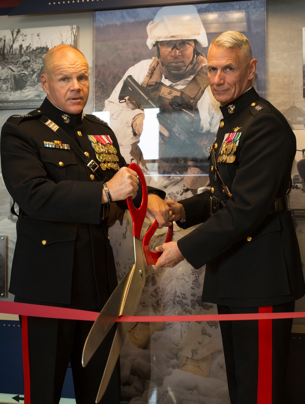 Marine Corps Reserve Centennial exhibit unveiled at Pentagon