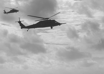 U.S. and JASDF rescue squadrons participate Keen Sword 17