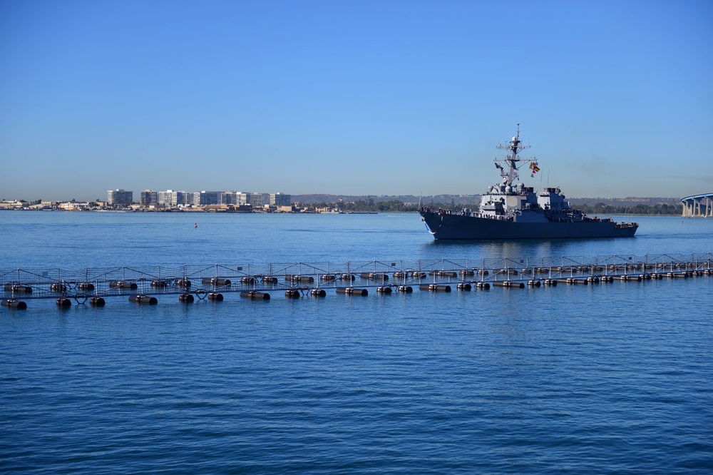 USS Decatur (DDG 73) Homecoming