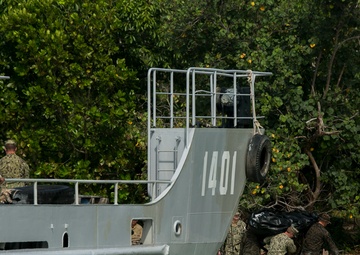 161103-M-ZI433-021