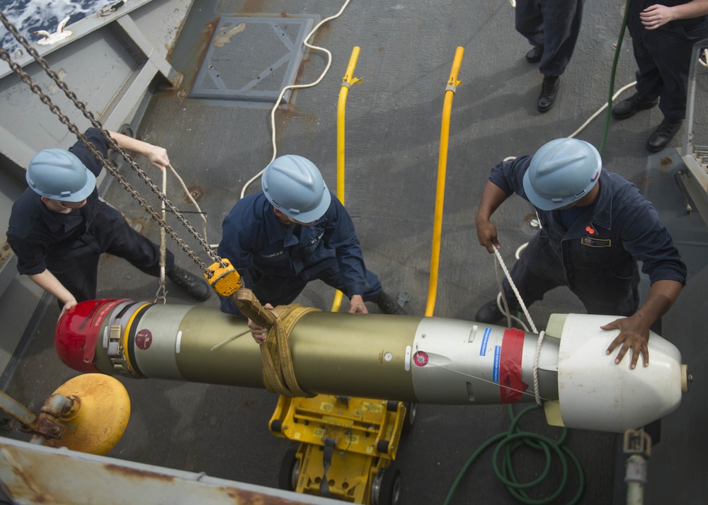 USS STOUT (DDG 55) DEPLOYMENT 2016