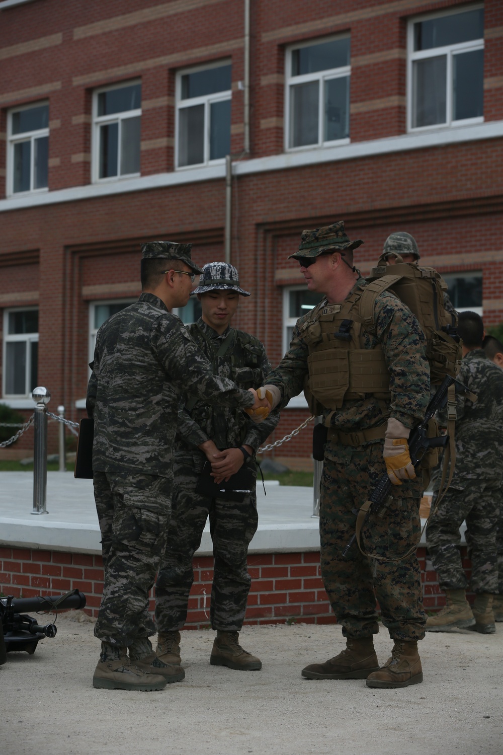 U.S. and ROK Marines Room Clearing