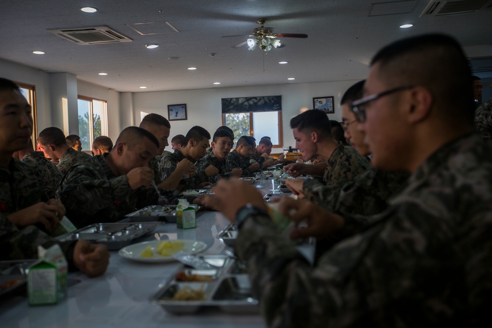 U.S. and ROK Marines Breakfast