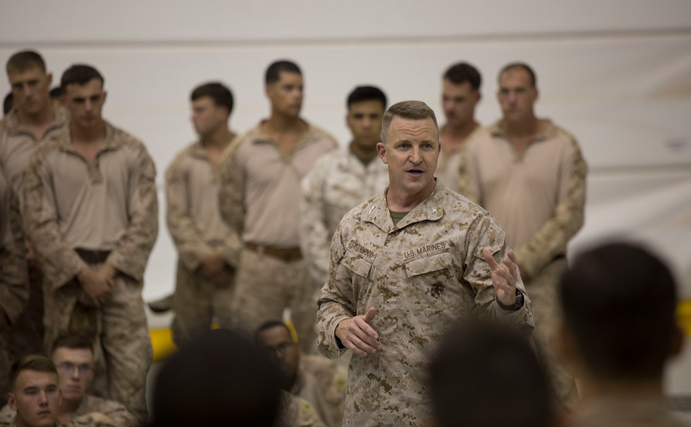 Leadership pays visit to Marines in Africa