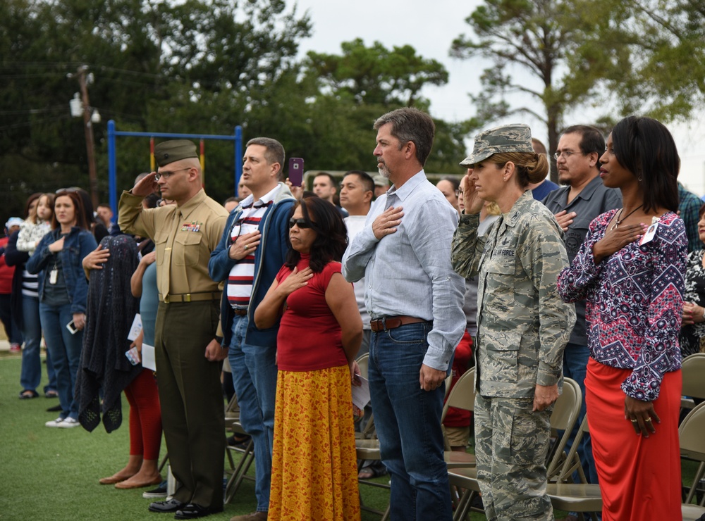 Jeff Davis elementary students honor veterans