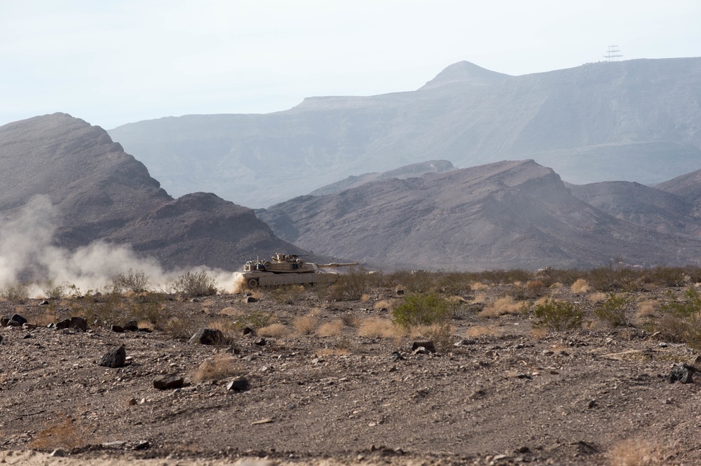 SD attends observes the 3rd Marine Battalion, 5th Marines Regiment