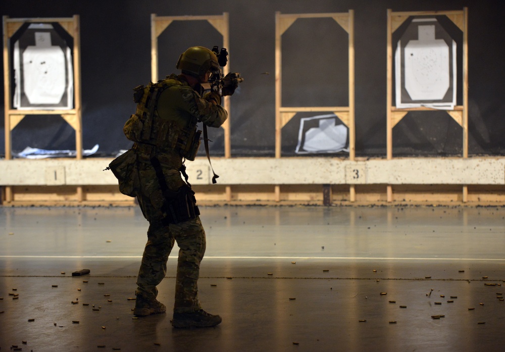 U.S. Army Special Forces Indoor Weapons Training