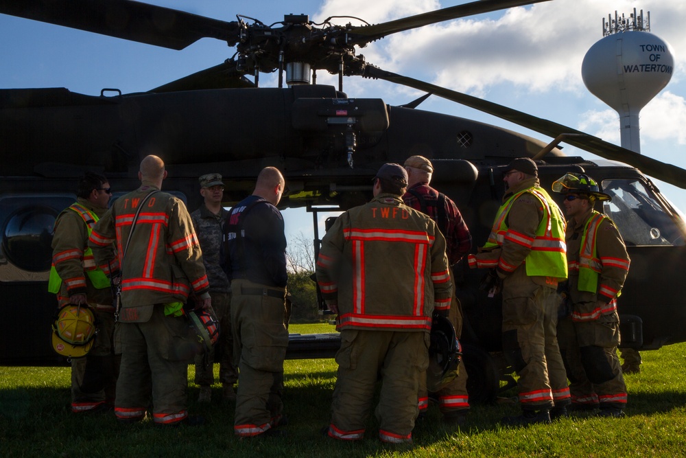 10th CAB reaches out to local fire department with medevac training