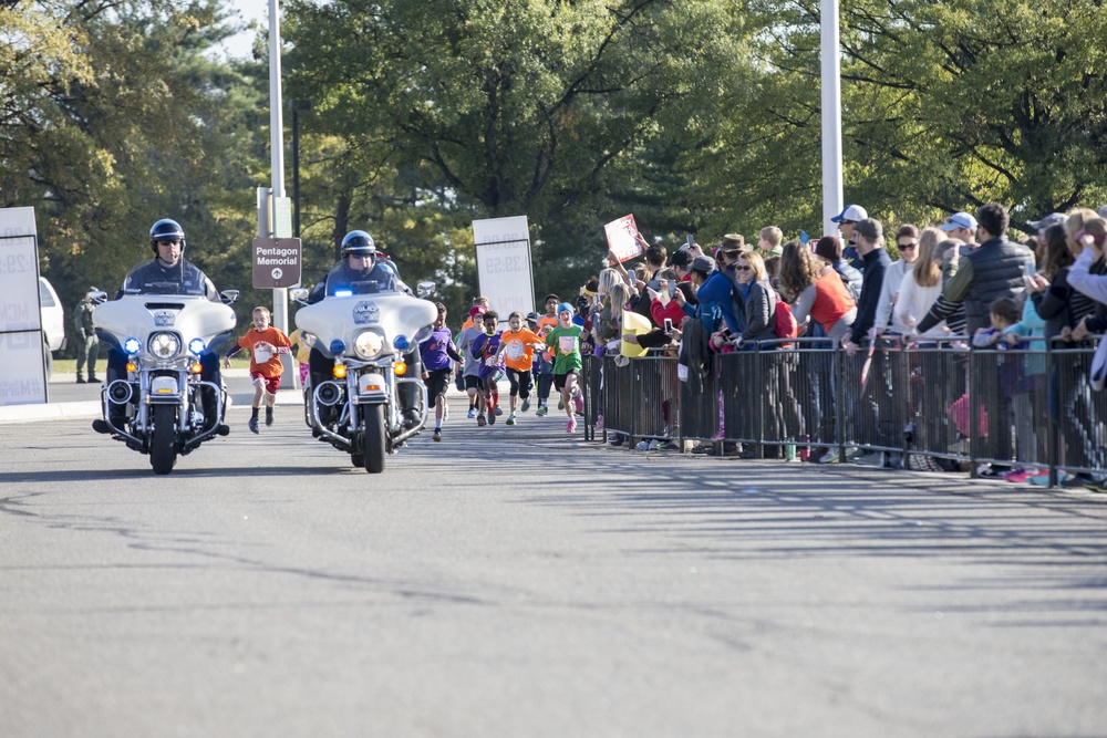 MARINE CORPS MARATHON KID'S RUN