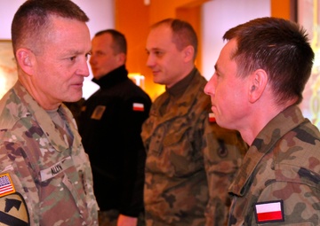 U.S. Army Vice Chief of Staff, Polish military leaders conduct site survey