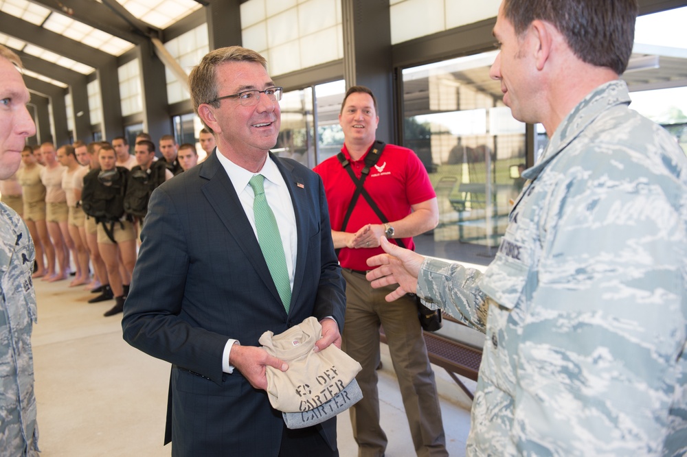 SD visits Lackland AFB, Brooke Army Medical Center and Randolph AFB