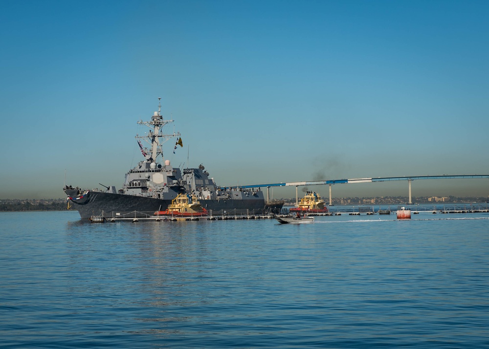 USS Spruance (DDG 111) Homecoming