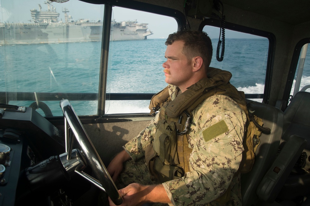 CRS-4 Escorts USS Dwight D. Eisenhower into Manama, Bahrain