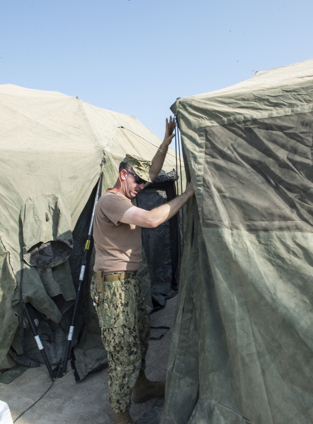 CTF-56 Sailors Participate in Field Training Exercise