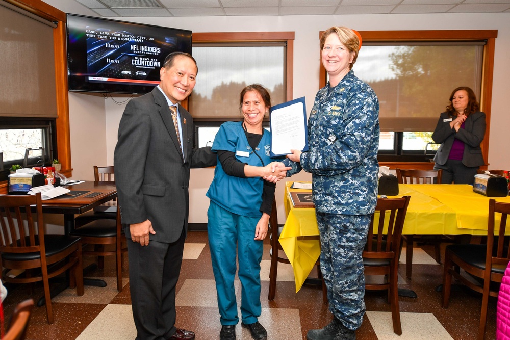 Naval Base Kitsap Navy Gateway Inns &amp; Suites Receives Adm. Zumwalt Awards