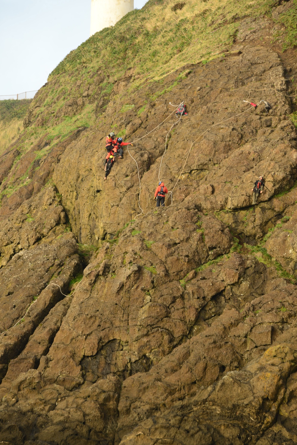 Advanced Helicopter Rescue School - cliff rescue
