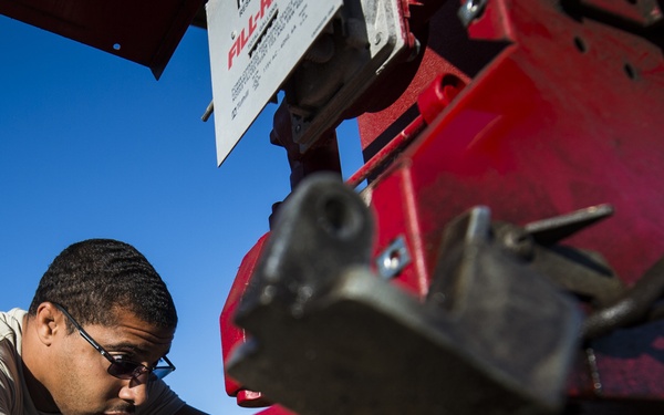 1 SOCES Air Commandos ensure flow of fuel