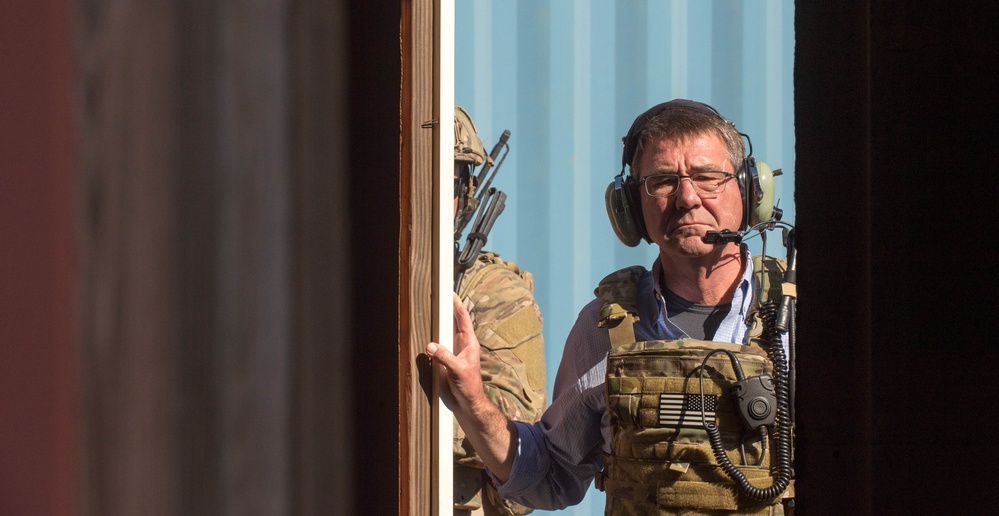 SD speaks to operators