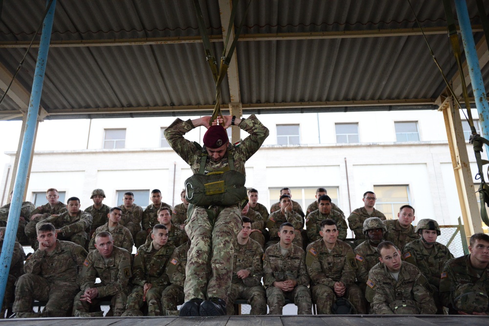 exercise Mangusta 16