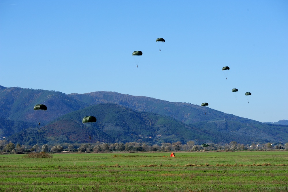 exercise Mangusta 16