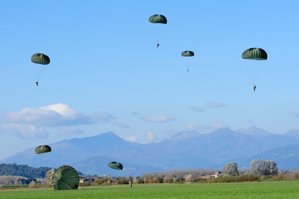 exercise Mangusta 16