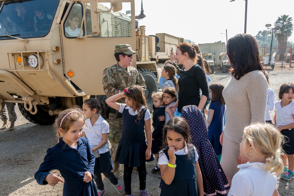 California military police welcomes youngsters during Vigilant Guard