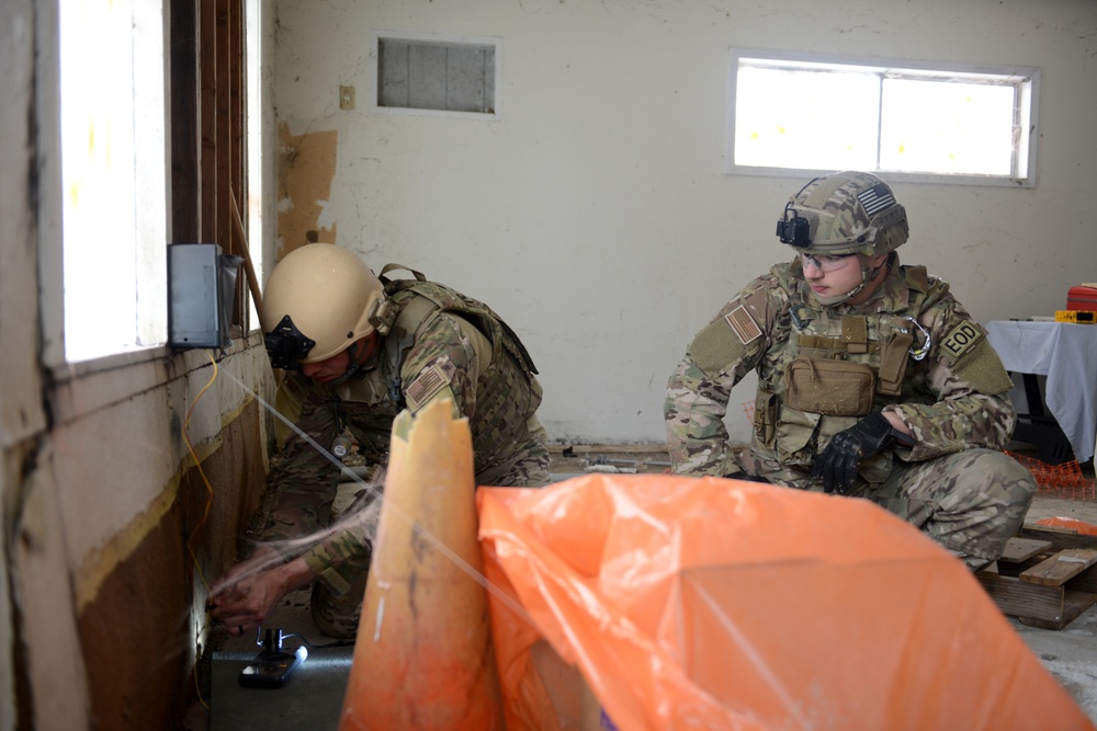 Beale EOD diffuse simulated crisis situation