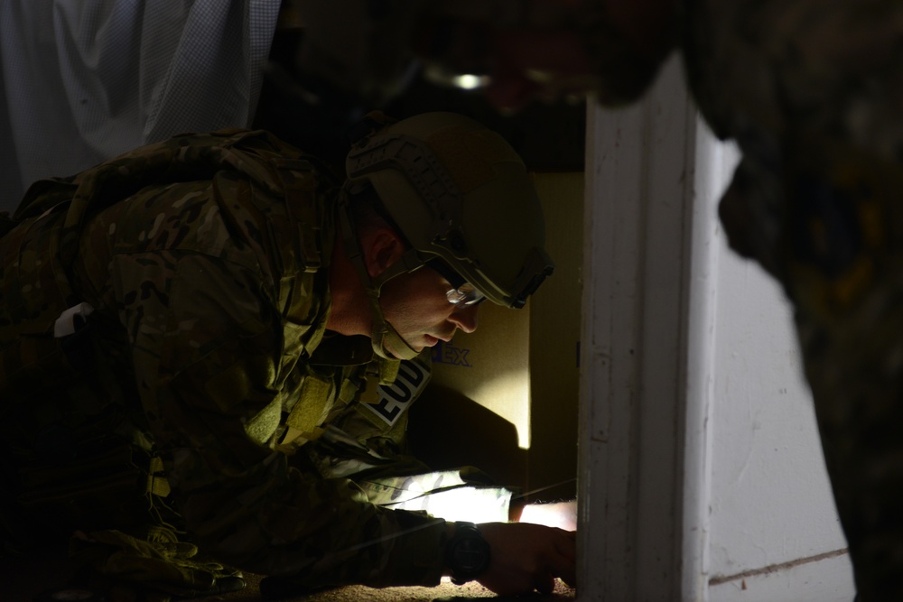 Beale EOD diffuse simulated crisis situation