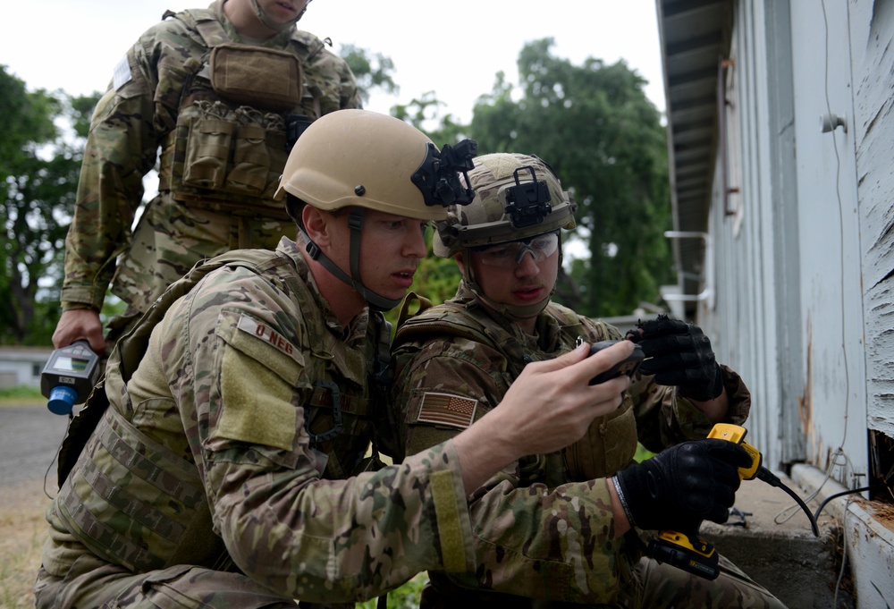 Beale EOD diffuse simulated crisis situation