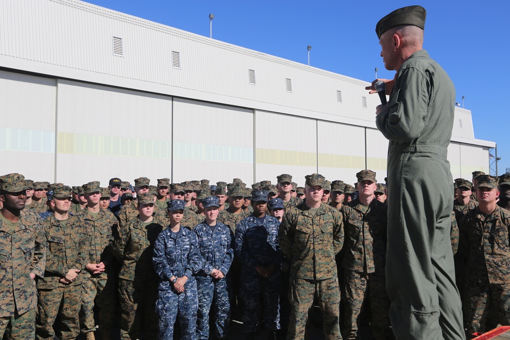 Deputy Commandant of Aviation visits MAG-11 Marines