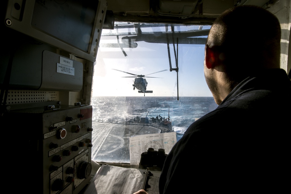 USS Lake Champlain (CG 57) Helo Ops